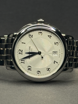 Montblanc Star Legacy 42mm Automatic Date 117324 Full Set