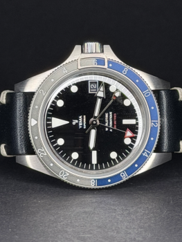 Yema Superman 500 GMT Batman YGMT22C41-AA62S
