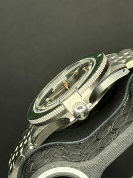 Yema Superman Gilt CMM.10 Green 41 mm Ref. 12.14.44.SE.M2