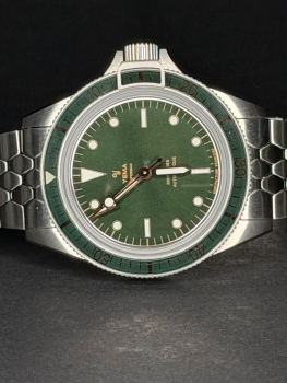 Yema Superman Gilt CMM.10 Green 41 mm Ref. 12.14.44.SE.M2