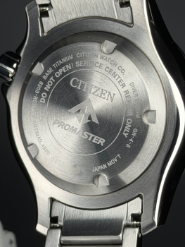 Citizen Promaster Diver Automatik Titan NY0100-50X (grünes Zifferblatt, grüne Lünette)