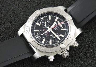 Breitling Chronomat 44 AB0110