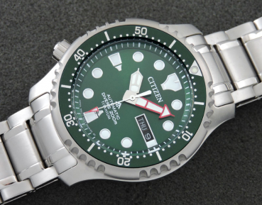 Citizen Promaster Diver Automatik Titan NY0100-50X (grünes Zifferblatt, grüne Lünette)