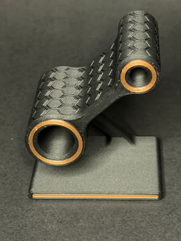 CarreraBayern Design – Exklusiver Uhrenständer