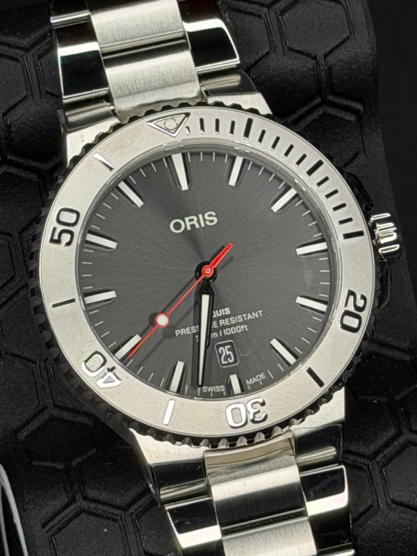 Oris Aquis Date Relief 01 733 7789 4153-07 8 23 04PEB