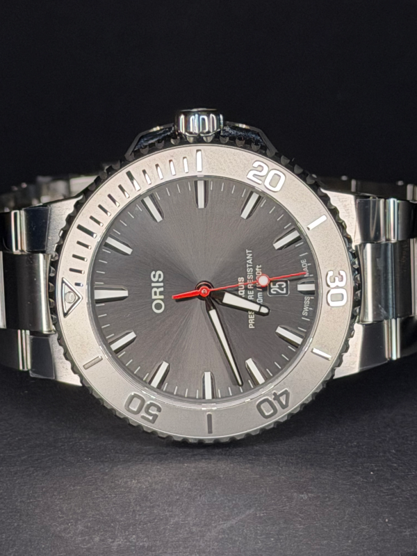 Oris Aquis Date Relief 01 733 7789 4153-07 8 23 04PEB