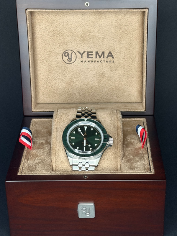 Yema Superman Gilt CMM.10 Green 41 mm Ref. 12.14.44.SE.M2