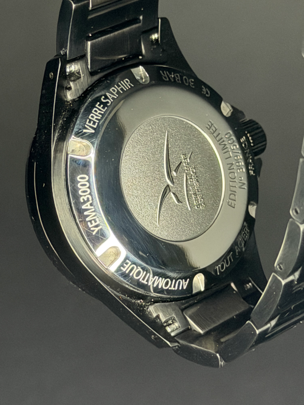 Yema FLYGRAF French Air & Space Force GMT black Limited YAA21-3AMS