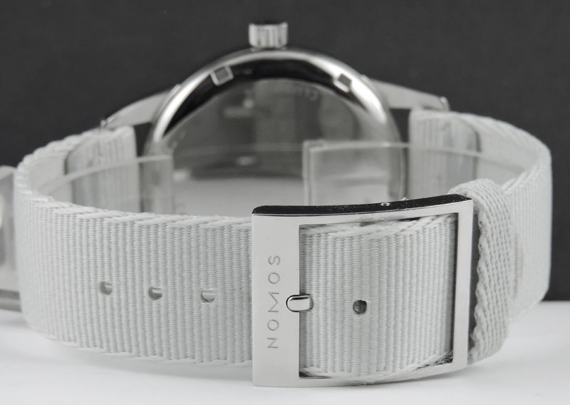 Nomos Club Campus Unisex  Neomatik 748
